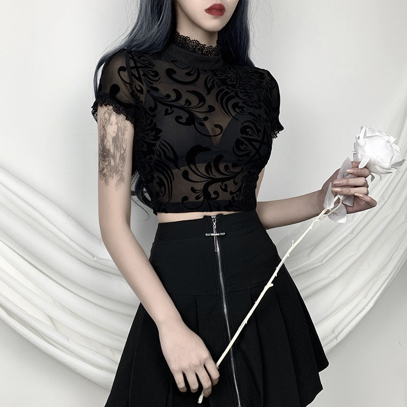 Short sleeve open navel sexy top with lace edge