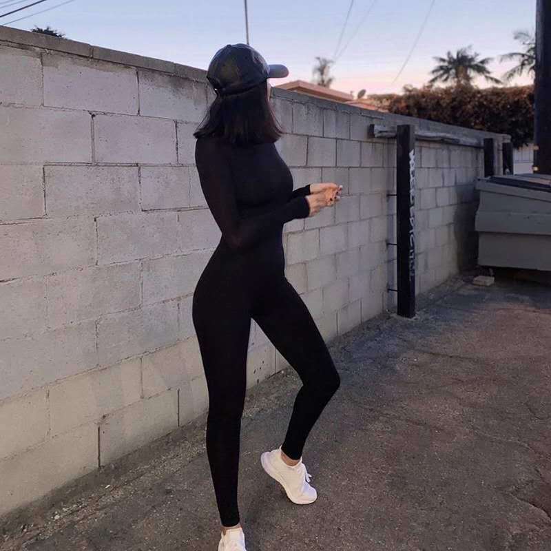 Long-sleeved Slim Low-neck Hip-lift Sports Jumpsuit